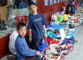 Flohmarkt der Kids unter den Arkaden